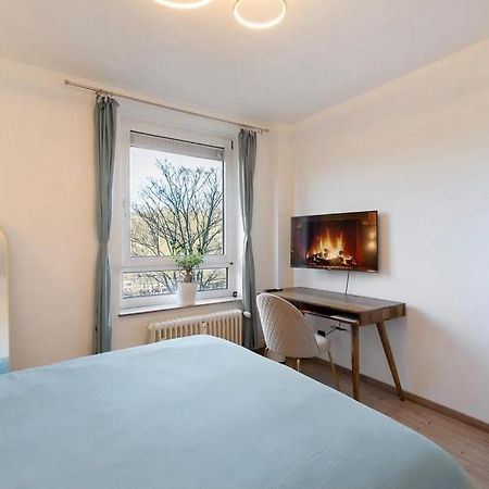 Charmentes Privatzimmer Mit Kueche, Naturgebiet Dusseldorf Ngoại thất bức ảnh