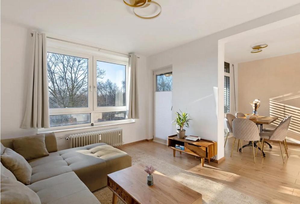 Charmentes Privatzimmer Mit Kueche, Naturgebiet Dusseldorf Ngoại thất bức ảnh