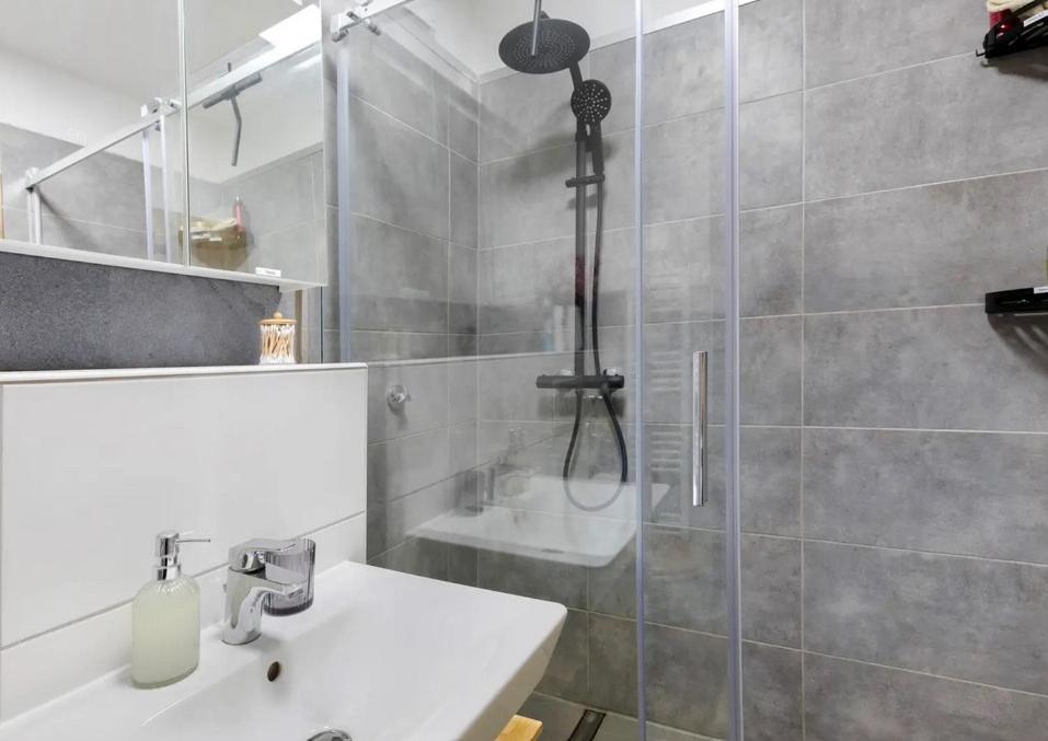 Charmentes Privatzimmer Mit Kueche, Naturgebiet Dusseldorf Ngoại thất bức ảnh